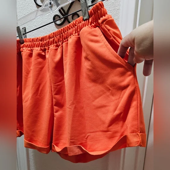 Bright Orange Graphic Cropped Tee and Shorts LoungeSet Size XXL NWOT - Picture 11 of 16